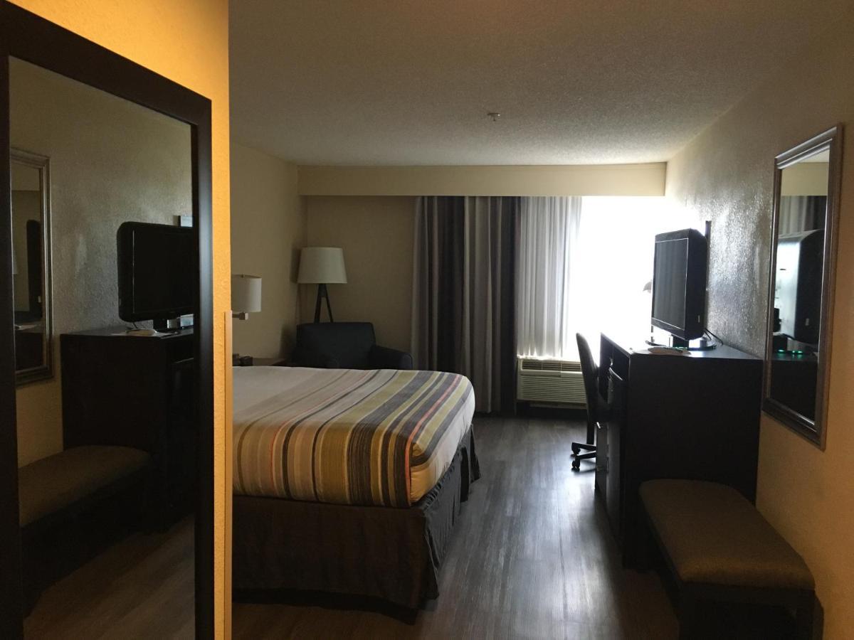Spark By Hilton Spring Lake Fayetteville Bagian luar foto