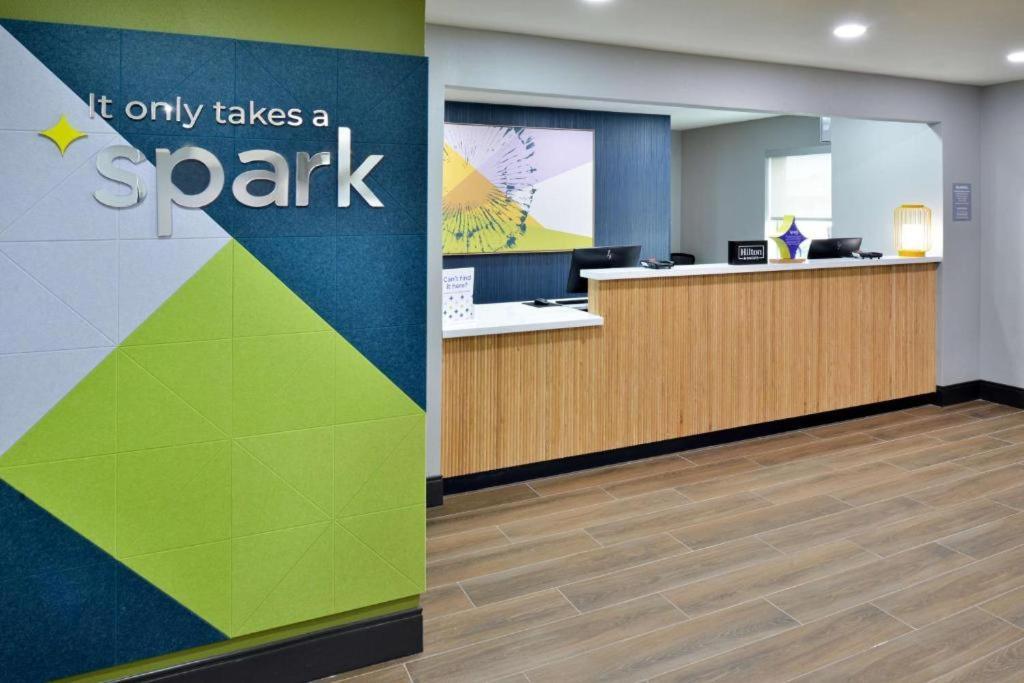 Spark By Hilton Spring Lake Fayetteville Bagian luar foto