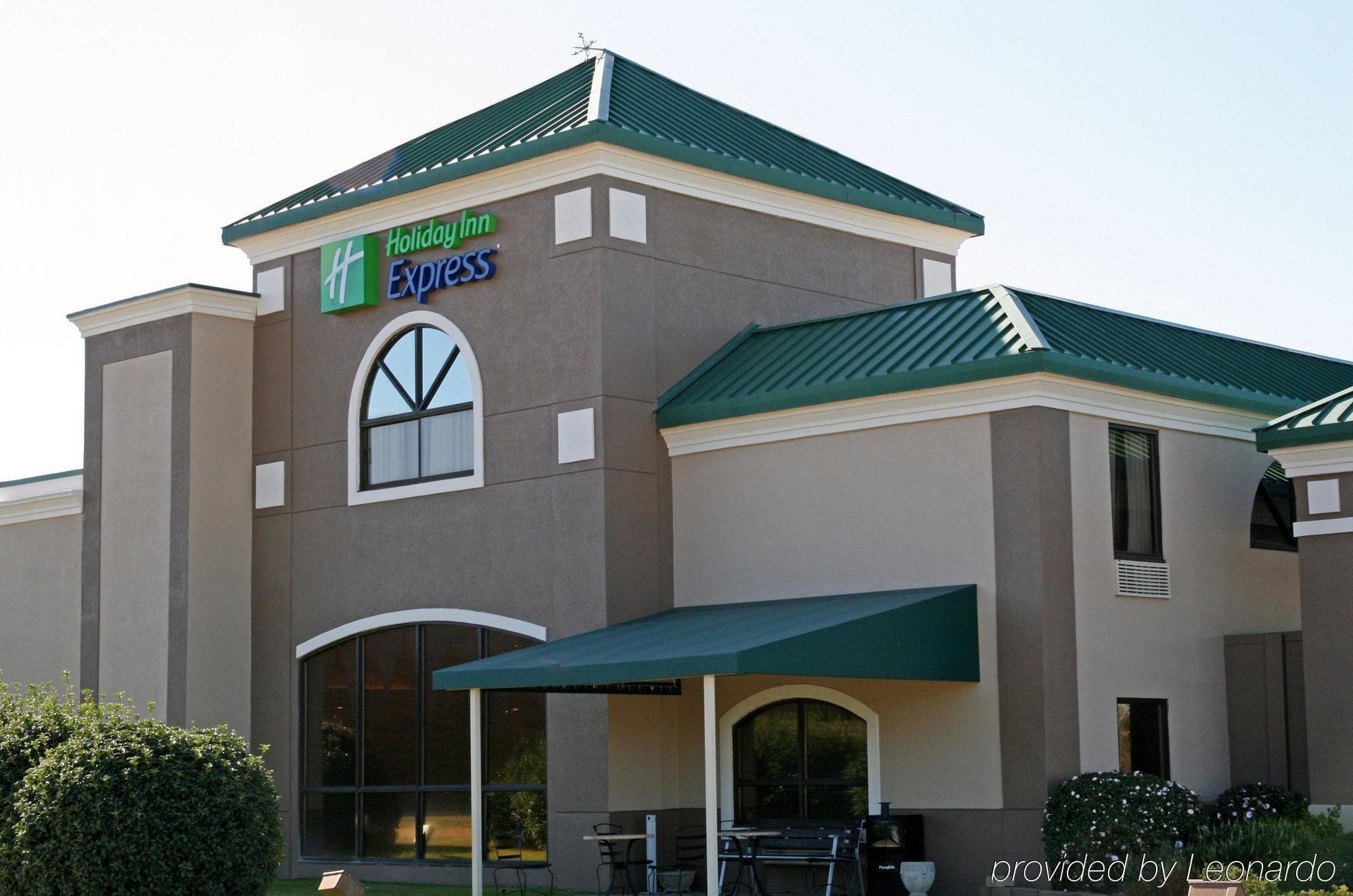 Spark By Hilton Spring Lake Fayetteville Bagian luar foto