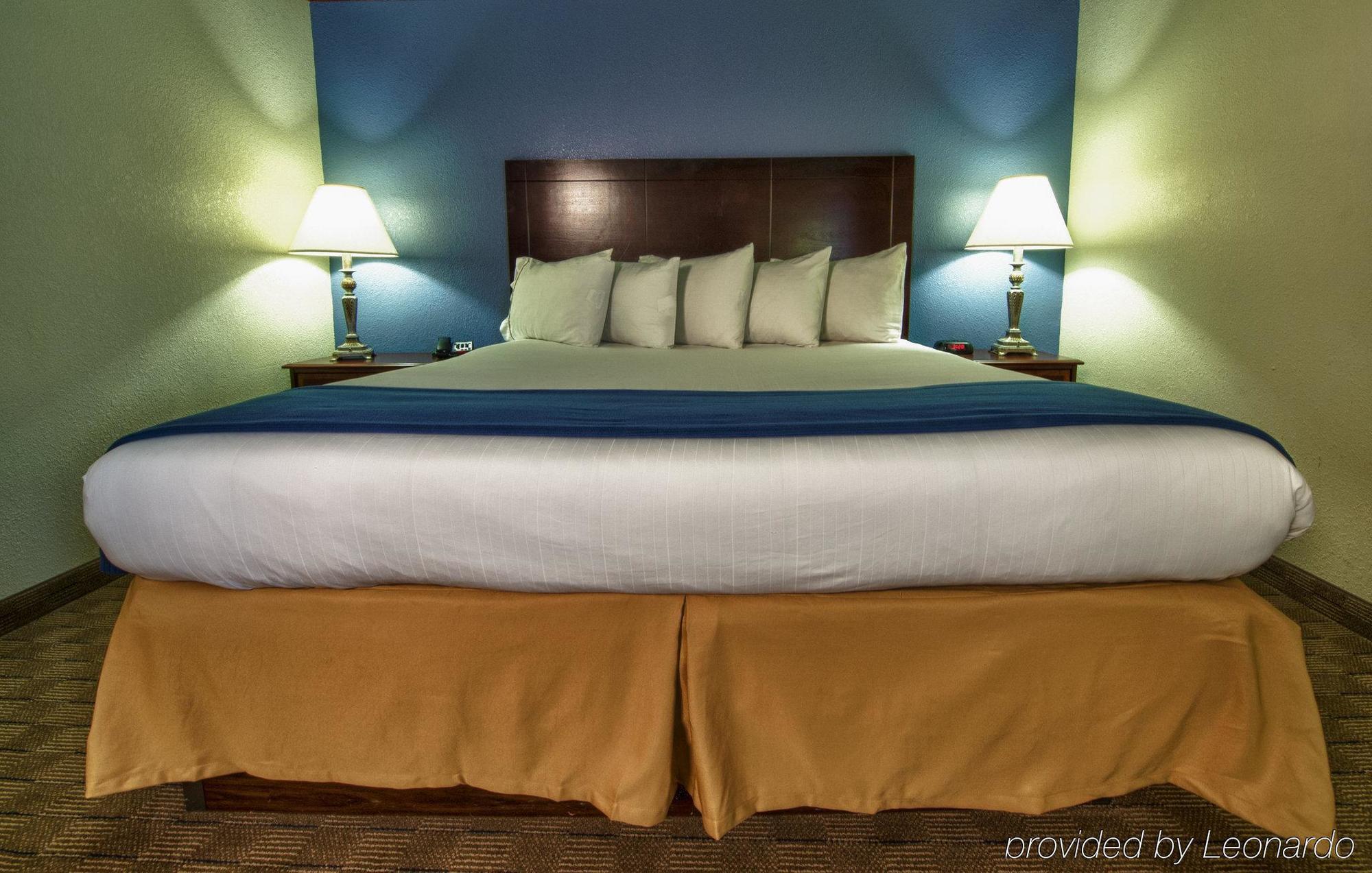 Spark By Hilton Spring Lake Fayetteville Bagian luar foto