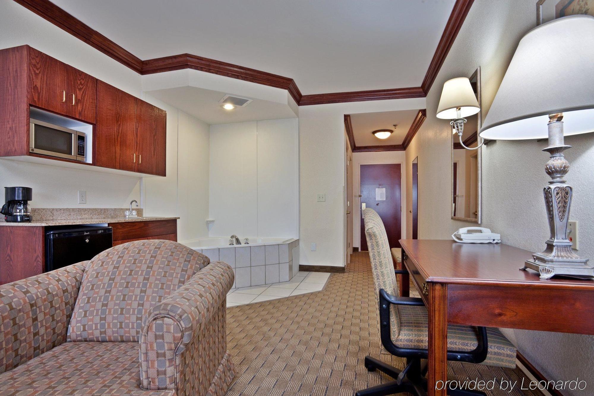 Spark By Hilton Spring Lake Fayetteville Bagian luar foto