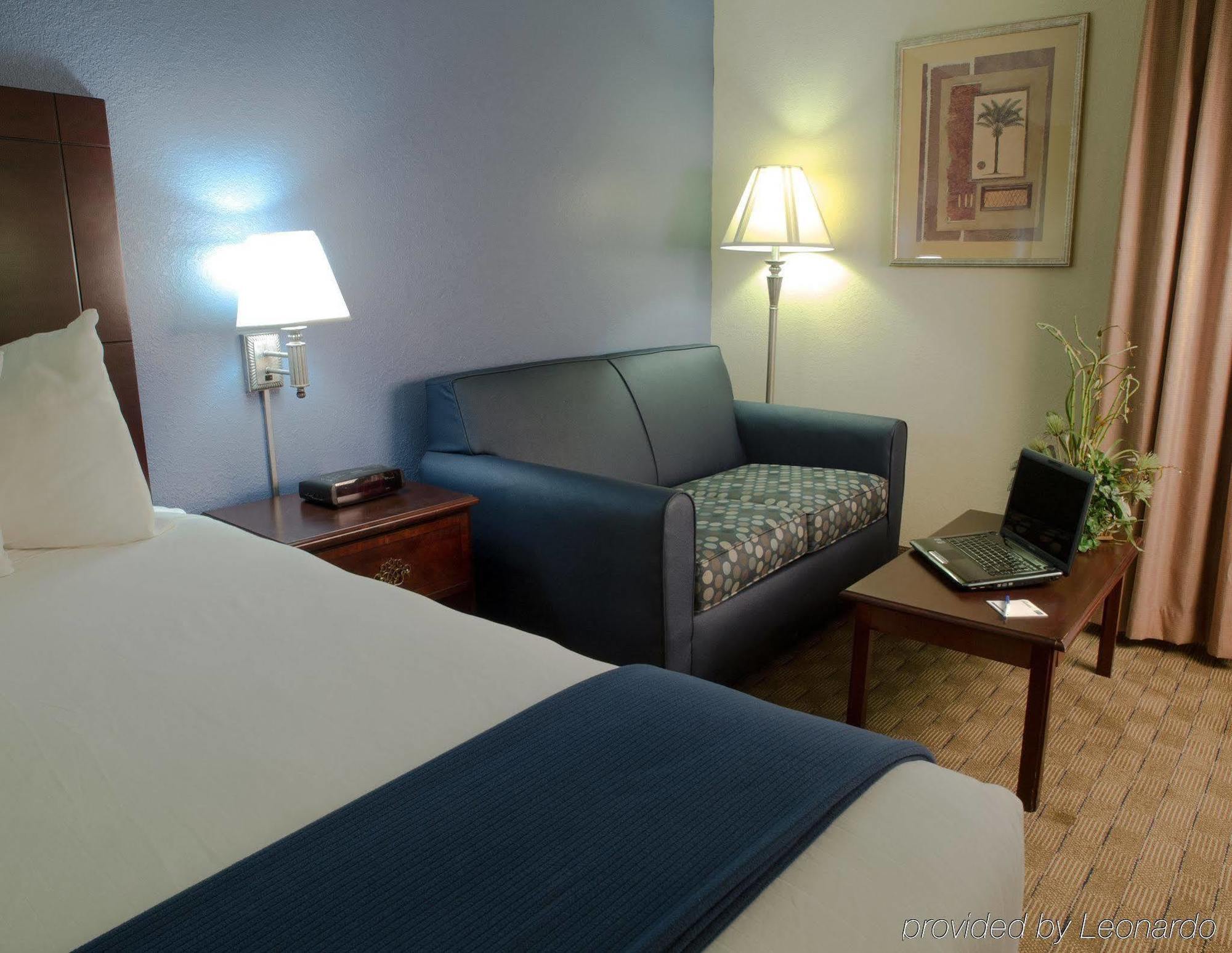 Spark By Hilton Spring Lake Fayetteville Bagian luar foto